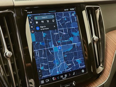 Used 2023 Volvo XC60 B5 Plus w/ Climate Package image 22