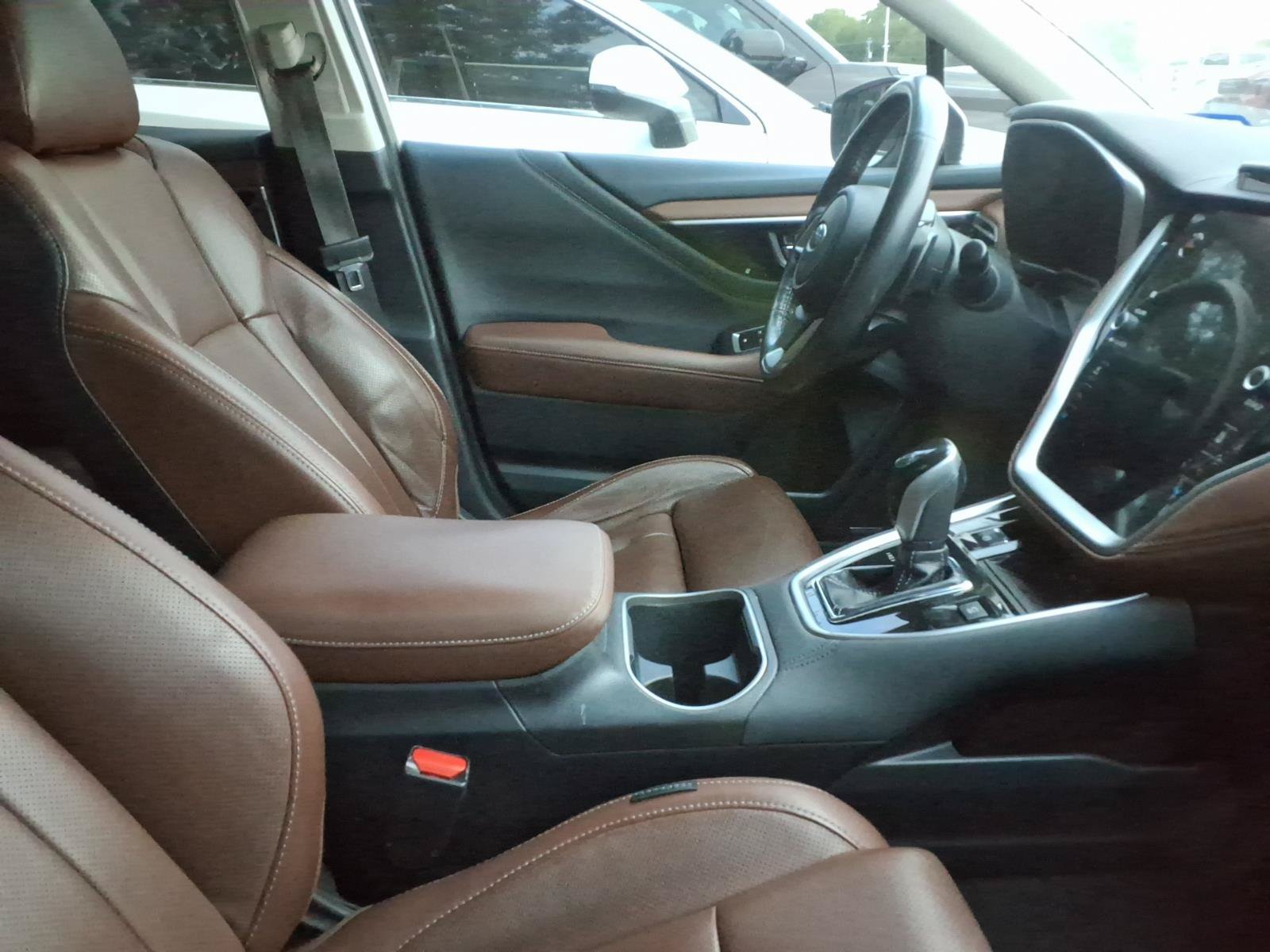 Used 2020 Subaru Outback Touring w/ Popular Package #2 AWD/4WD image 10