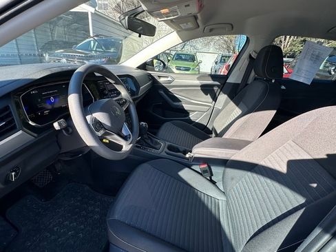 Used 2023 Volkswagen Jetta S image 11