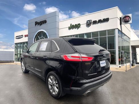 Used 2024 Ford Edge Titanium image 3