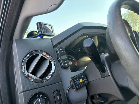 Used 2016 Ford F350 XLT AWD/4WD image 9