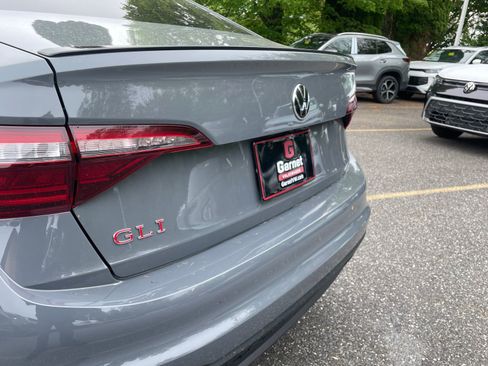 Certified 2024 Volkswagen Jetta GLI Autobahn w/ GLI Black Package FWD image 18