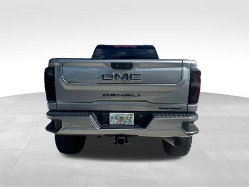 Used 2026 GMC Sierra 2500 Denali Ultimate w/ Max Trailering Package AWD/4WD image 9