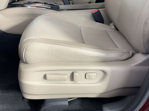 Used 2021 Honda Pilot EX-L image 12