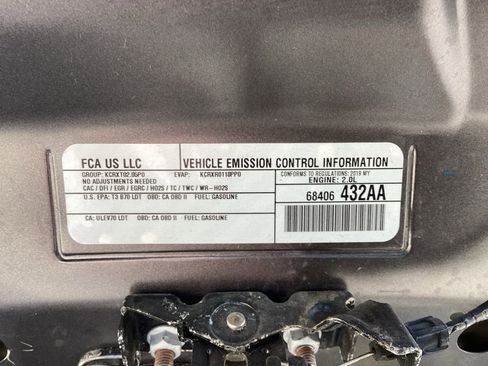 Used 2019 Jeep Cherokee Latitude Plus image 68