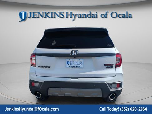 Used 2023 Honda Passport TrailSport image 6