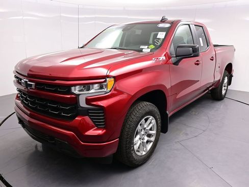 Used 2025 Chevrolet Silverado 1500 RST w/ Z71 Off-Road Package image 2