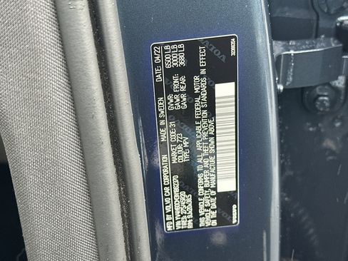 Certified 2022 Volvo XC90 T8 R-Design w/ Advanced Package image 31