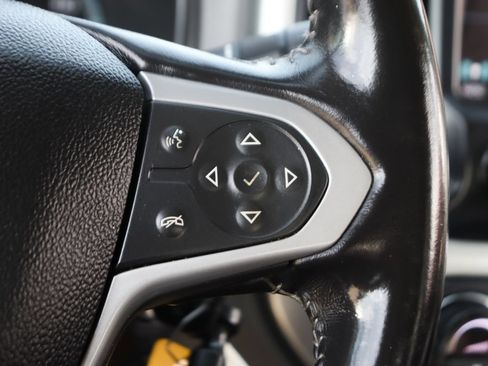 Used 2017 Chevrolet Colorado LT w/ Luxury Package, Chrome RWD image 25
