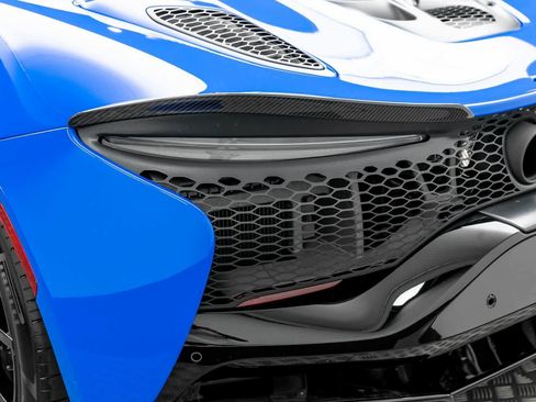 New 2025 McLaren Artura image 50