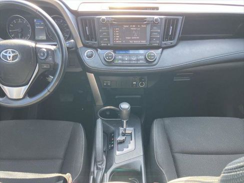 Certified 2018 Toyota RAV4 XLE image 17