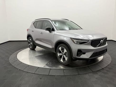 New 2026 Volvo XC40 B4 Plus w/ Protection Package Premier image 2