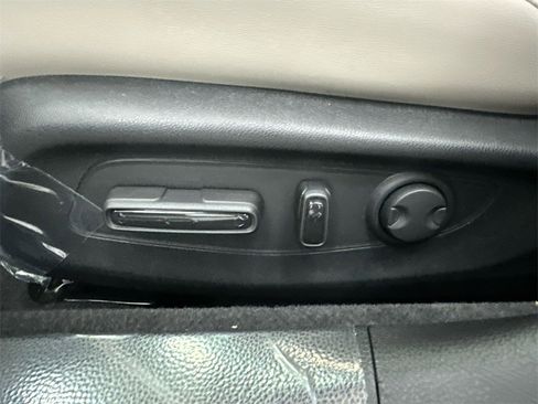 New 2025 Honda Accord EX-L image 10