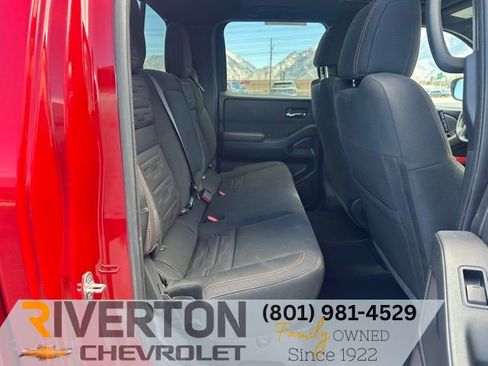 Used 2023 Nissan Frontier PRO-4X image 9