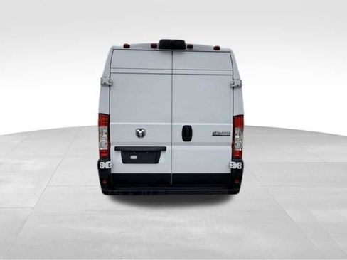 Used 2026 RAM ProMaster 2500 w/ Convenience Group FWD image 5