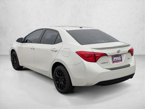Used 2019 Toyota Corolla XSE image 7
