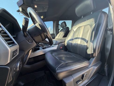 Used 2019 Ford F150 Platinum image 14