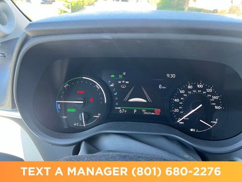 Used 2025 Toyota Sienna XLE w/ XLE Plus Package FWD image 19