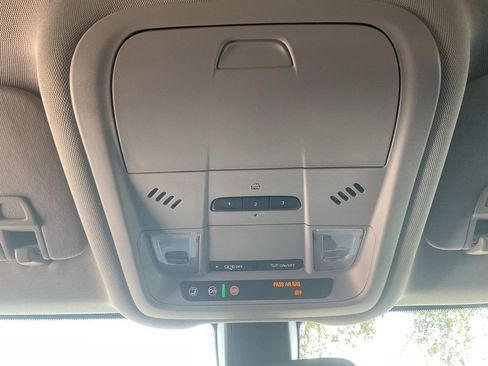 Used 2019 GMC Terrain SLT w/ Preferred Package FWD image 13