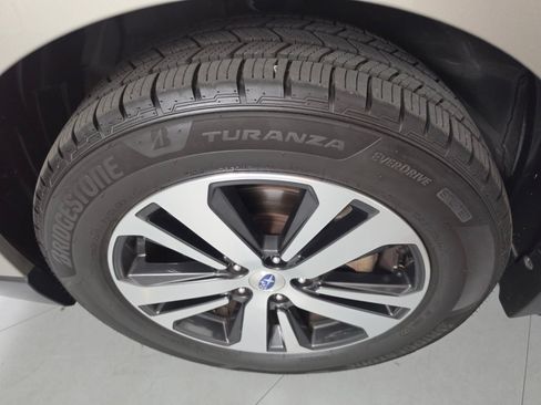 Used 2018 Subaru Outback 2.5i Limited AWD/4WD image 9