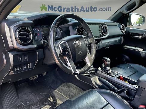 Used 2021 Toyota Tacoma TRD Pro AWD/4WD image 19