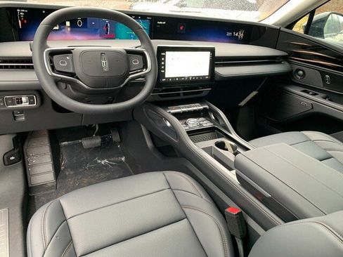 New 2026 Lincoln Nautilus Premier w/ Equipment Group 102A image 24