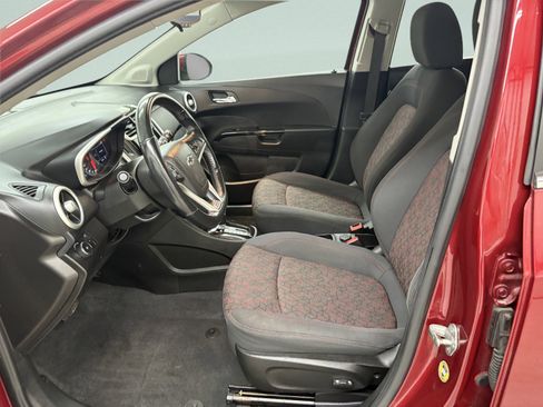Used 2019 Chevrolet Sonic LT w/ Convenience Package image 11
