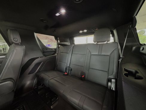Used 2022 Chevrolet Tahoe RST w/ Luxury Package AWD/4WD image 34