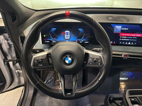 Used 2025 BMW iX M60 image 22