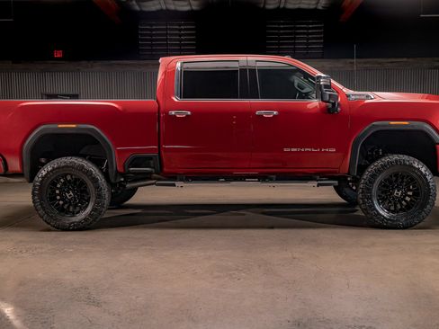 Used 2020 GMC Sierra 2500 Denali w/ Technology Package AWD/4WD image 11