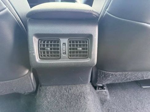 Used 2020 Toyota Camry XLE w/ Driver Assist Package FWD image 16