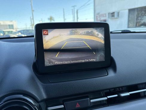 Used 2019 Toyota Yaris LE image 26