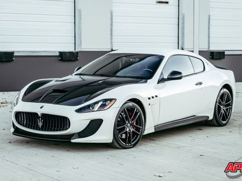 Used 2017 Maserati GranTurismo MC image 39