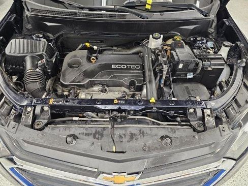 Used 2021 Chevrolet Equinox LS w/ LS Convenience Package image 38