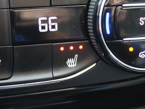 Used 2022 Buick Encore GX Select image 42