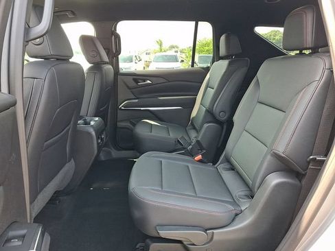 Used 2026 Chevrolet Traverse Z71 AWD/4WD image 17