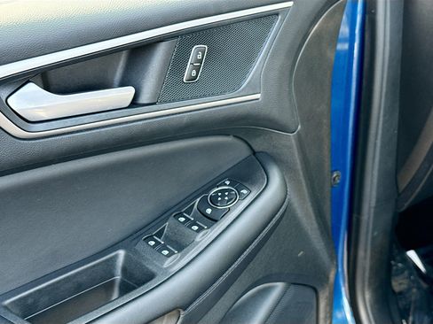 Certified 2024 Ford Edge SEL w/ Convenience Package AWD/4WD image 8