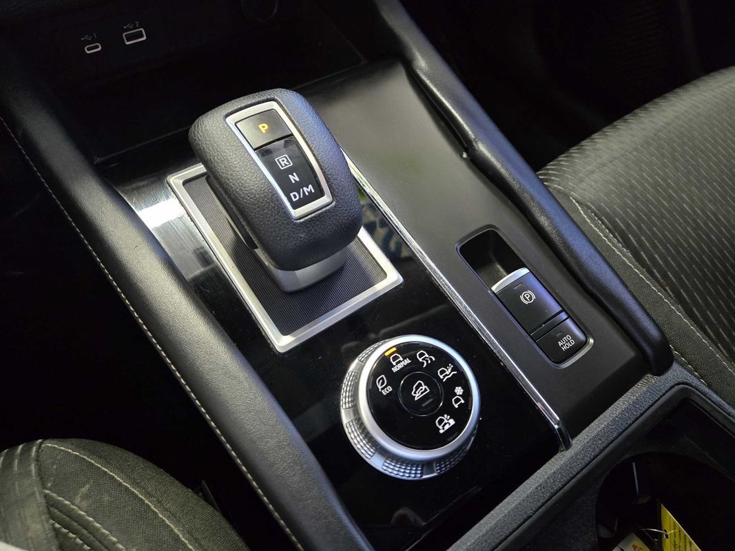 Used 2022 Mitsubishi Outlander ES AWD/4WD image 18