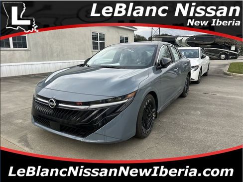 New 2026 Nissan Sentra SR w/ Floor Mat Package image 1