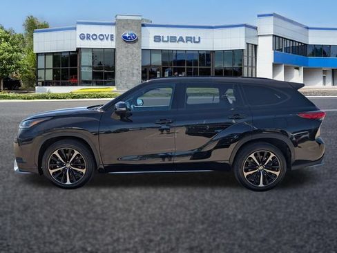Used 2021 Toyota Highlander XSE AWD/4WD image 7