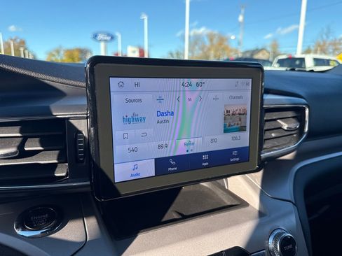 Used 2023 Ford Explorer XLT w/ Equipment Group 202A image 36