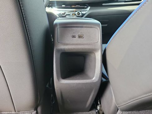 Used 2024 Buick Envista Sport Touring w/ Convenience I Package FWD image 12