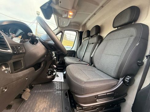 Used 2023 RAM ProMaster 3500 w/ Convenience Group FWD image 16