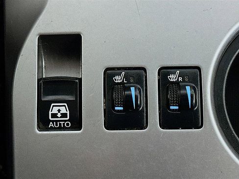 Used 2017 Toyota 4Runner SR5 Premium image 22