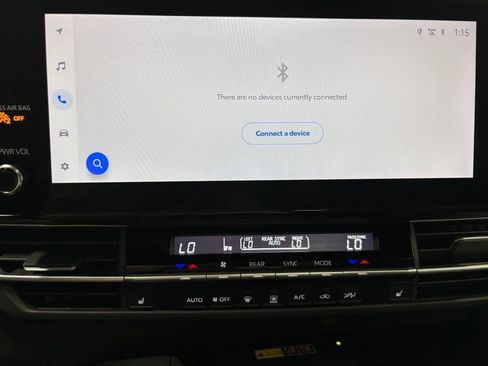 Used 2025 Toyota Sienna XSE FWD image 28