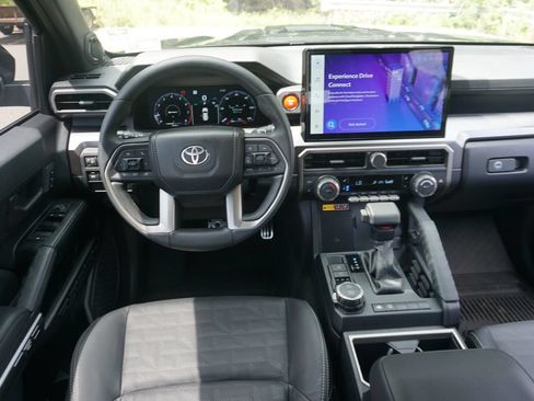 Used 2025 Toyota 4Runner TRD Sport Premium w/ Tow Technology Package AWD/4WD image 6