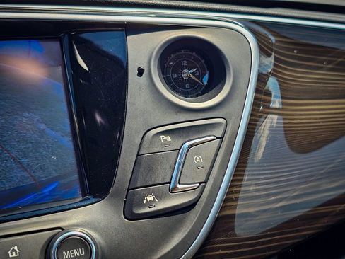 Used 2020 Buick Envision Premium AWD/4WD image 27