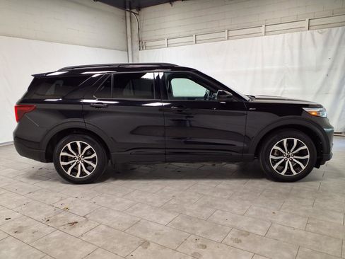 Used 2022 Ford Explorer ST-Line image 10