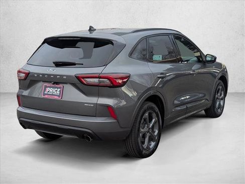 Used 2024 Ford Escape ST-Line image 5