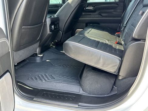 Used 2024 GMC Sierra 2500 AT4X w/ AT4X AEV Edition image 20